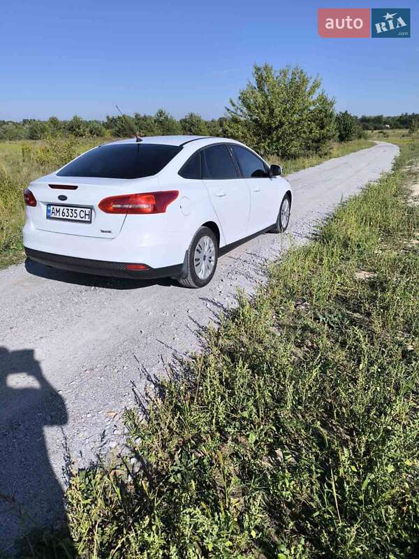 Седан Ford Focus 2016 в Житомире фото 18 Седан Ford Focus 2016 в Житомире