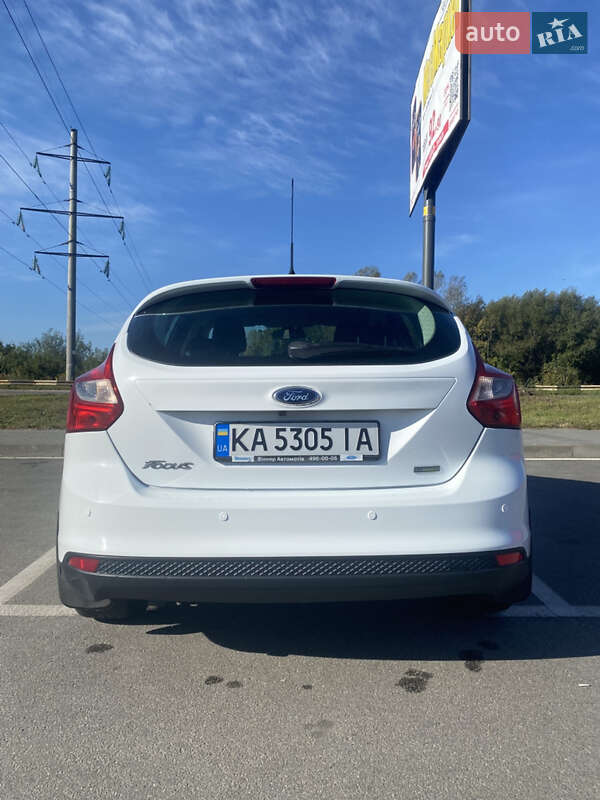 Хэтчбек Ford Focus 2013 в Киеве