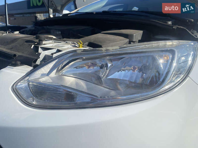 Хэтчбек Ford Focus 2013 в Киеве