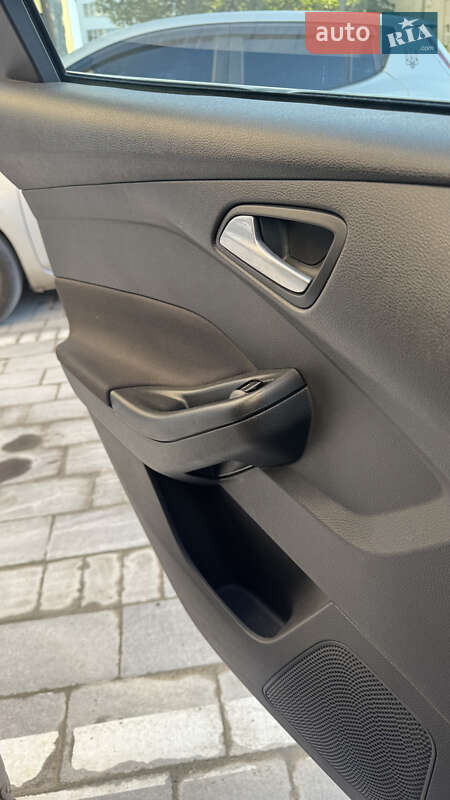 Универсал Ford Focus 2013 в Ивано-Франковске