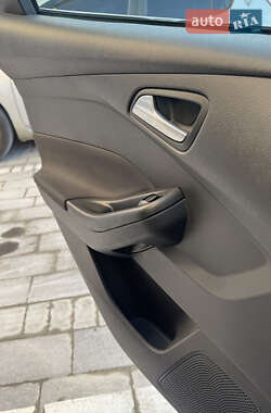 Универсал Ford Focus 2013 в 