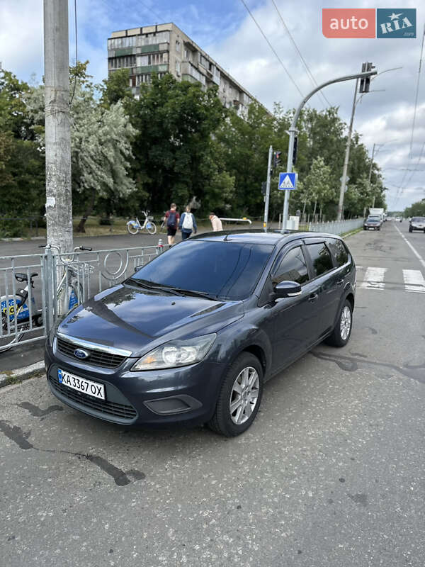 Ford Focus 2010 Ford Focus 2010