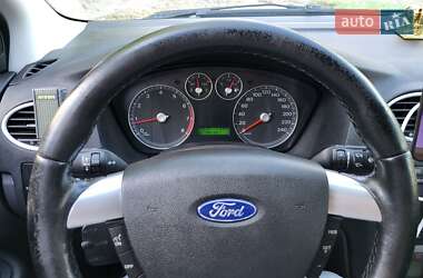 Універсал Ford Focus 2005 в  фото 3 Універсал Ford Focus 2005 в