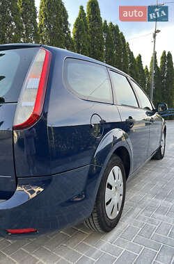Універсал Ford Focus 2011 в 