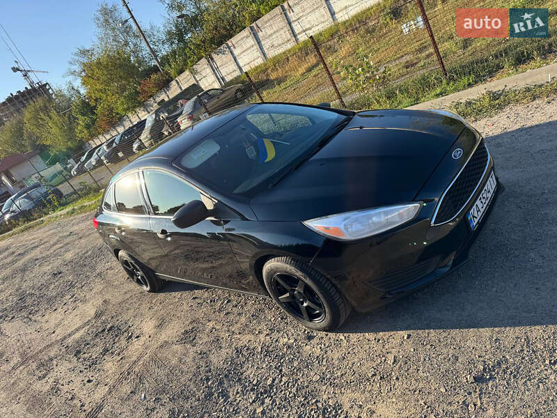 Седан Ford Focus 2018 в Киеве
