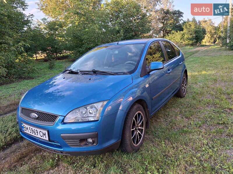 Хэтчбек Ford Focus 2007 в Бурыни