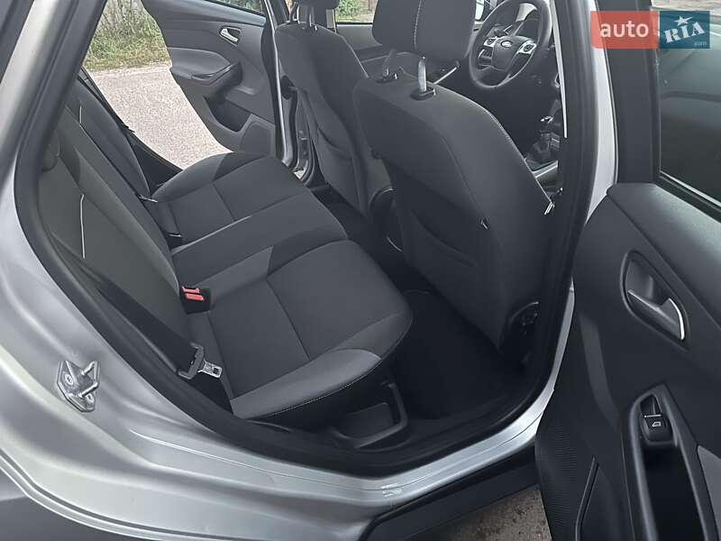 Универсал Ford Focus 2011 в Коростене