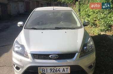 Хэтчбек Ford Focus 2008 в Полтаве