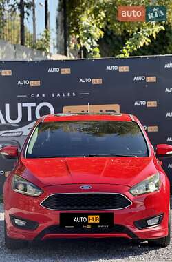 Седан Ford Focus 2016 в 