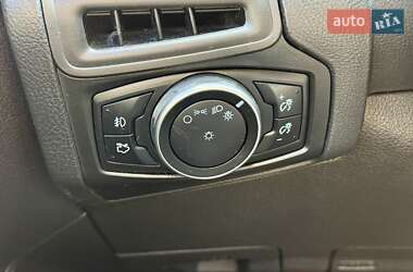 Седан Ford Focus 2016 в 