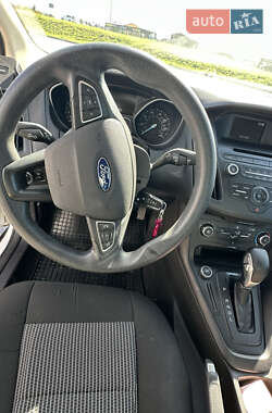 Седан Ford Focus 2015 в 