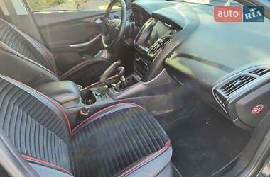 Универсал Ford Focus 2011 в 