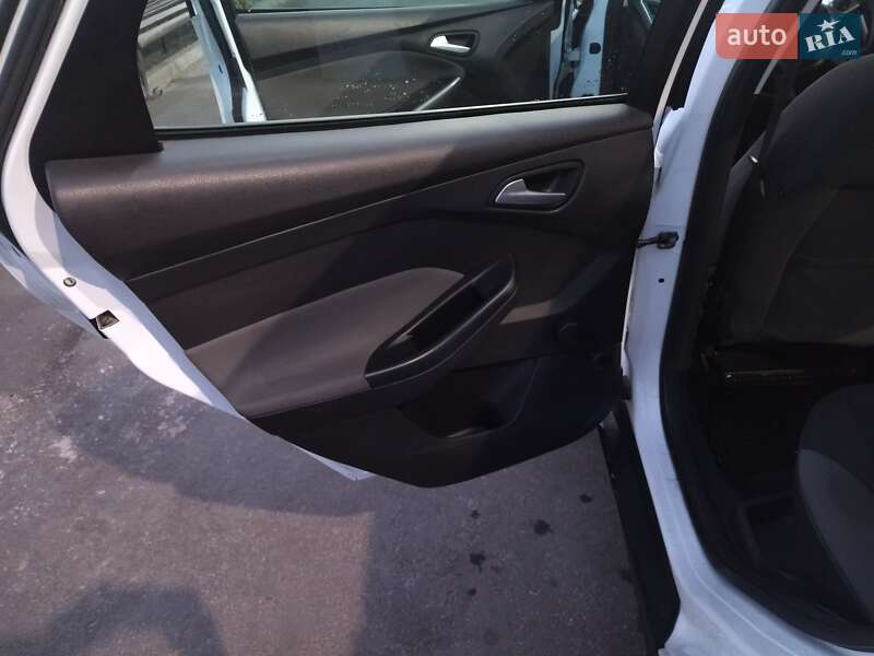 Универсал Ford Focus 2013 в Любаре