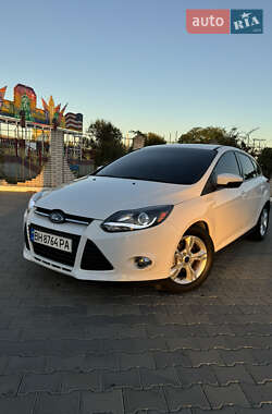 Хэтчбек Ford Focus 2014 в 