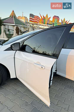 Хэтчбек Ford Focus 2014 в 