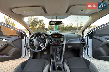 Хэтчбек Ford Focus 2014 в 