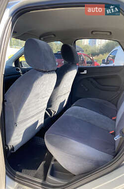 Седан Ford Focus 2006 в 