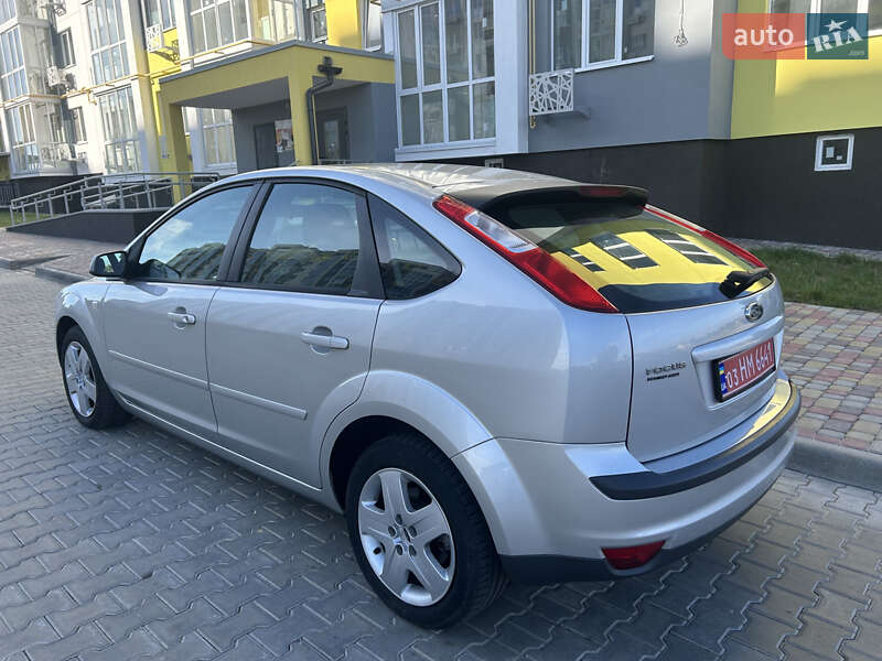 Хэтчбек Ford Focus 2007 в Полтаве