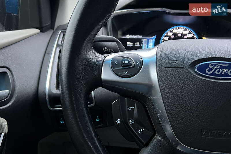 Хэтчбек Ford Focus 2012 в Львове