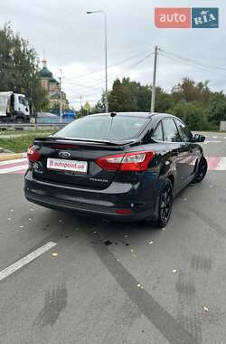 Седан Ford Focus 2013 в 