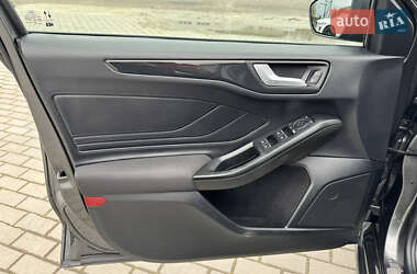 Хэтчбек Ford Focus 2020 в 