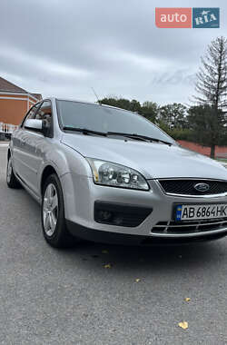 Седан Ford Focus 2005 в Хмельнике