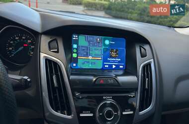 Хэтчбек Ford Focus 2014 в 