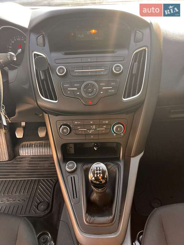 Хэтчбек Ford Focus 2016 в Одессе