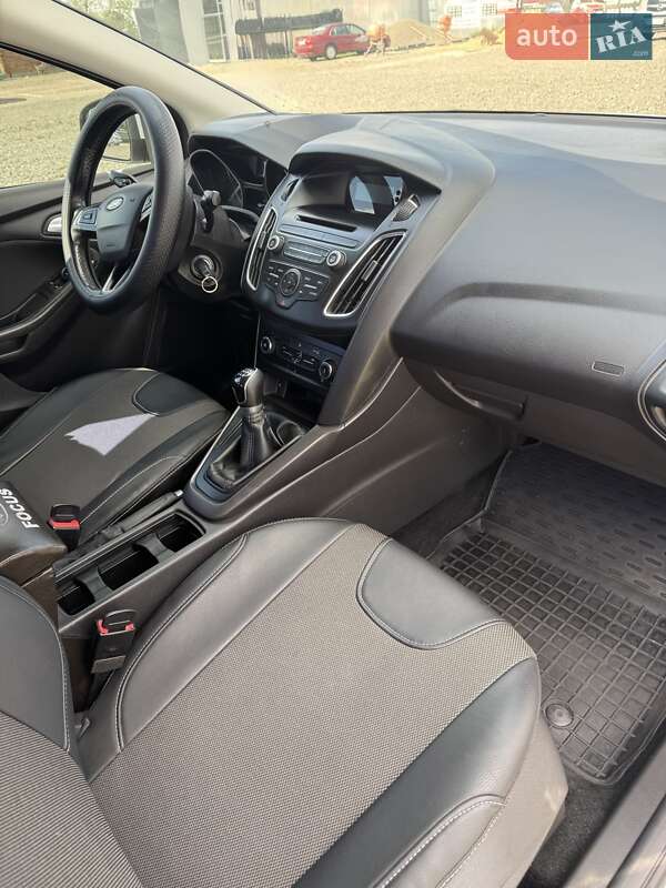 Седан Ford Focus 2016 в Первомайске