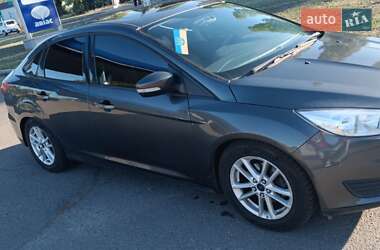 Седан Ford Focus 2016 в 