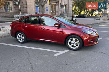 Седан Ford Focus 2013 в 