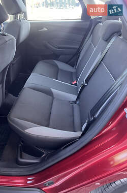 Седан Ford Focus 2013 в 