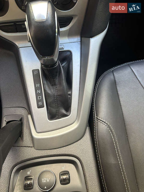 Седан Ford Focus 2013 в Ужгороде