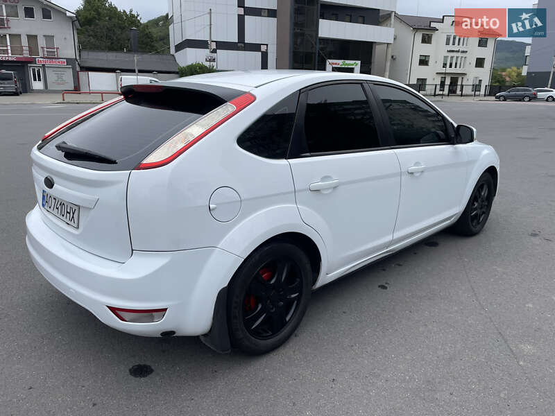 Хетчбек Ford Focus 2008 в Мукачевому