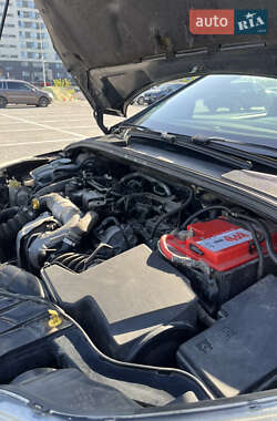 Хэтчбек Ford Focus 2011 в 