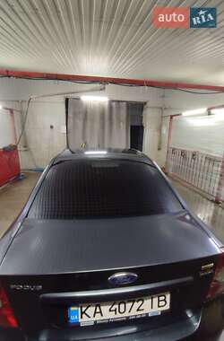 Седан Ford Focus 2008 в 