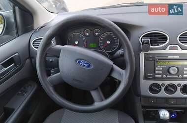 Хэтчбек Ford Focus 2006 в Чернигове