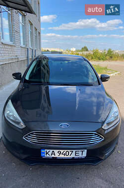 Седан Ford Focus 2016 в 