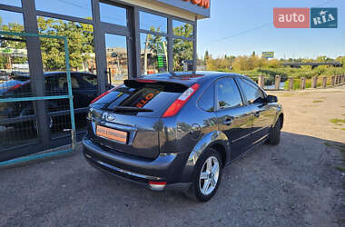 Хэтчбек Ford Focus 2007 в 