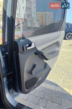 Хэтчбек Ford Focus 2005 в Виннице