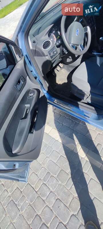 Хэтчбек Ford Focus 2005 в Виннице фото 13 Хэтчбек Ford Focus 2005 в Виннице