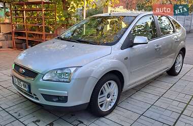 Хэтчбек Ford Focus 2007 в 