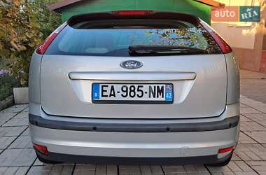 Хэтчбек Ford Focus 2007 в 