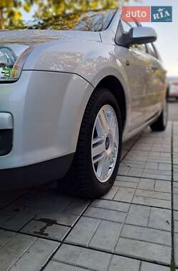 Хэтчбек Ford Focus 2007 в 