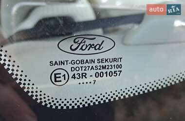 Хэтчбек Ford Focus 2007 в 