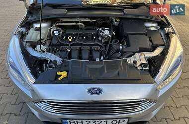 Седан Ford Focus 2016 в 