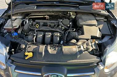 Седан Ford Focus 2013 в 