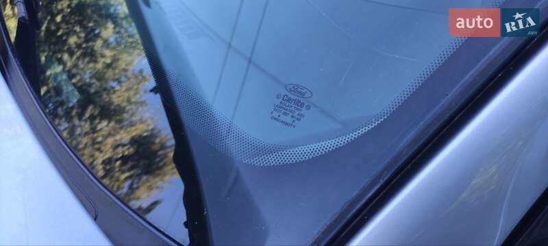 Седан Ford Focus 2006 в Киеве