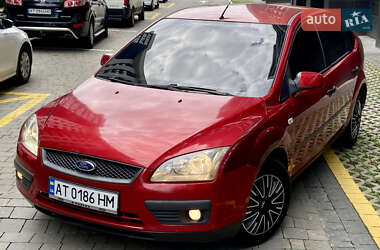 Хетчбек Ford Focus 2006 в 