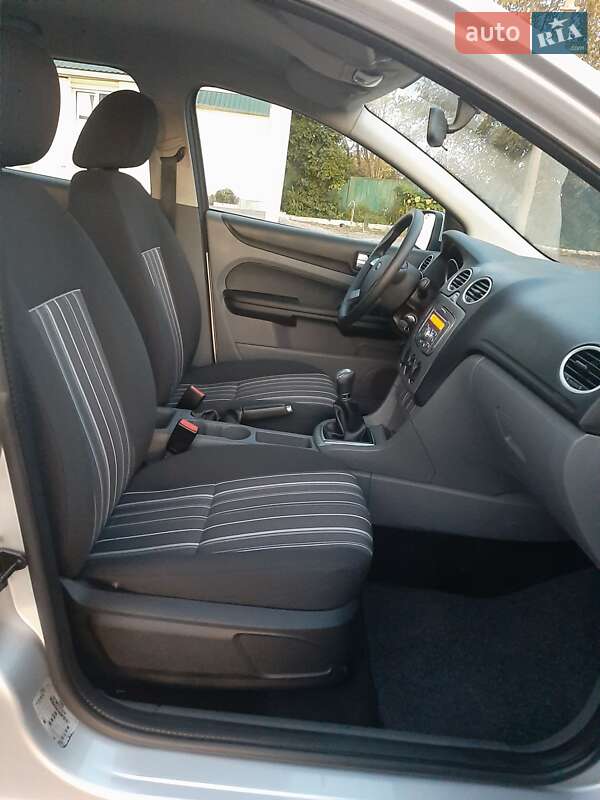 Универсал Ford Focus 2010 в Ровно